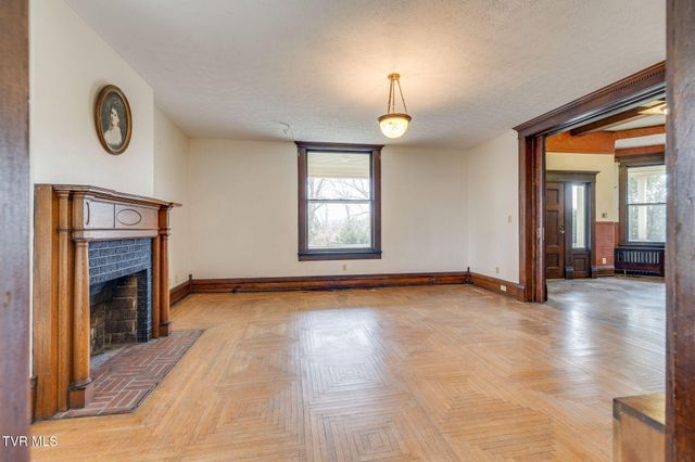 322 Spruce Street, Bristol, TN 37620