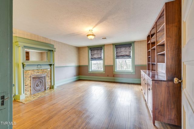 322 Spruce Street, Bristol, TN 37620