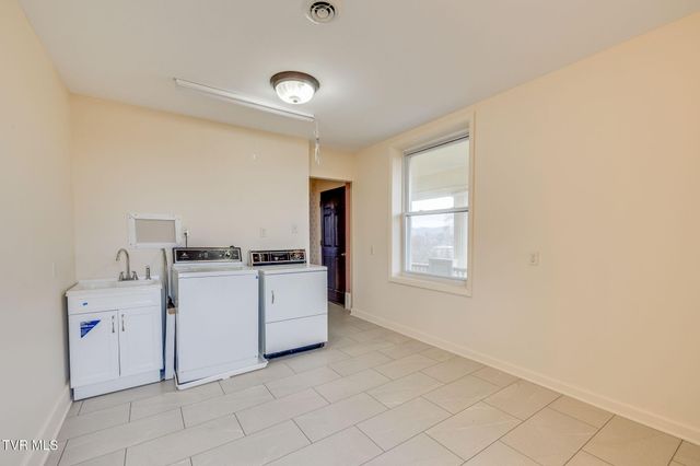 322 Spruce Street, Bristol, TN 37620