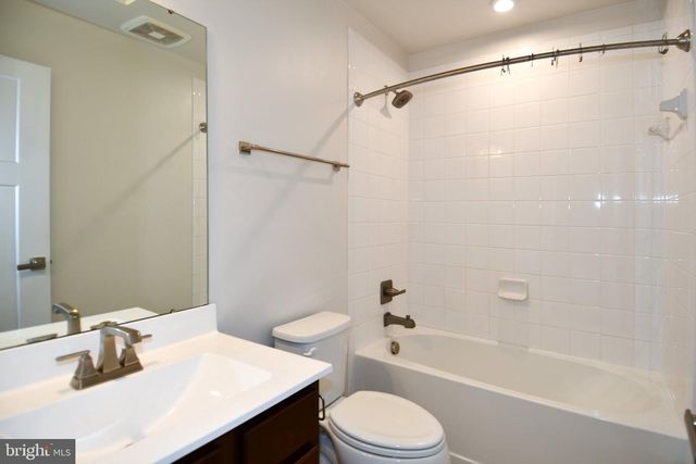4917 CREST VIEW DR, Hyattsville, MD 20782