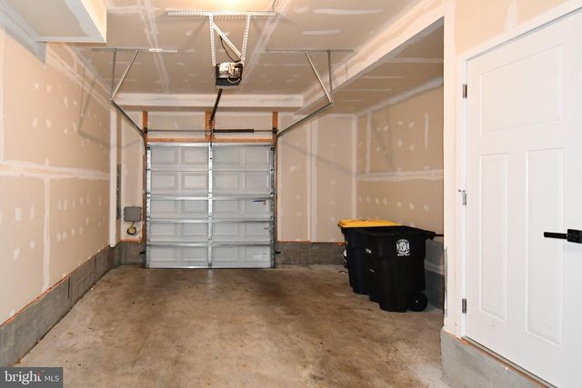 4917 CREST VIEW DR, Hyattsville, MD 20782