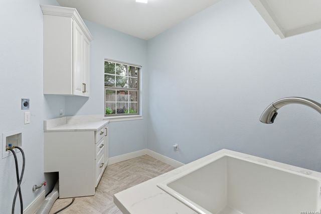 3403 Saddle Point St, San Antonio, TX 78259