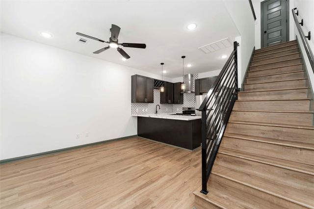 7987 Chateau Street D, Houston, TX 77028