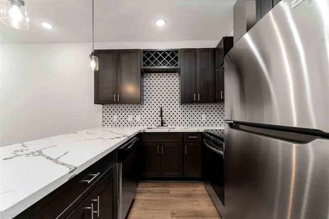 7987 Chateau Street D, Houston, TX 77028