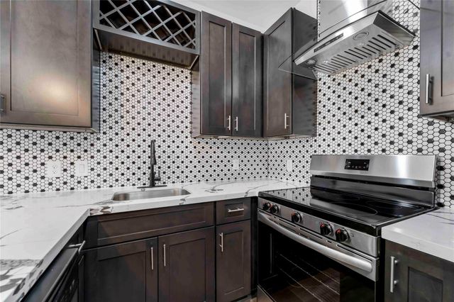 7987 Chateau Street D, Houston, TX 77028