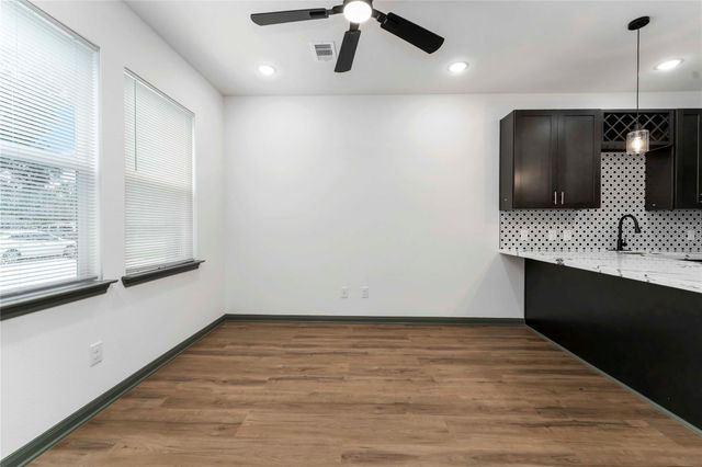 7987 Chateau Street D, Houston, TX 77028