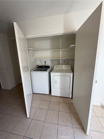 1701 Lake Street, Huntington Beach, CA 92648