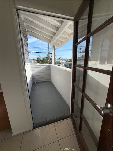 1701 Lake Street, Huntington Beach, CA 92648