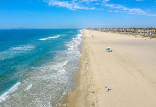 1701 Lake Street, Huntington Beach, CA 92648