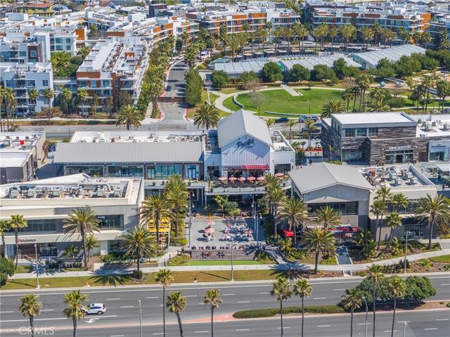 1701 Lake Street, Huntington Beach, CA 92648