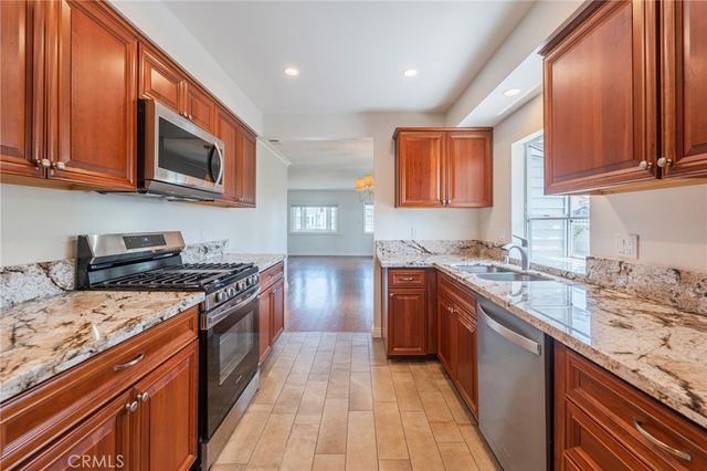 1701 Lake Street, Huntington Beach, CA 92648