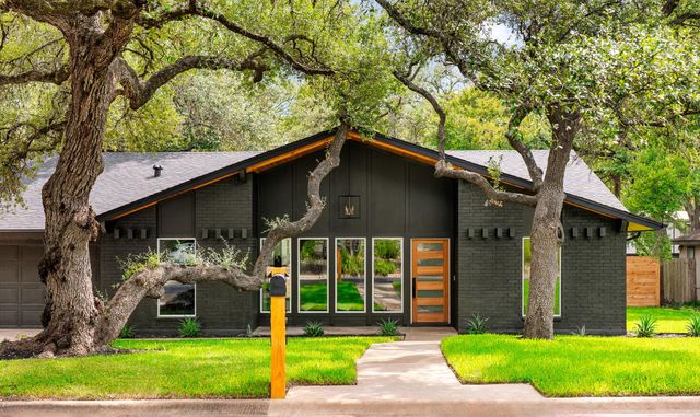 2601 Barkwood DR, Austin, TX 78748