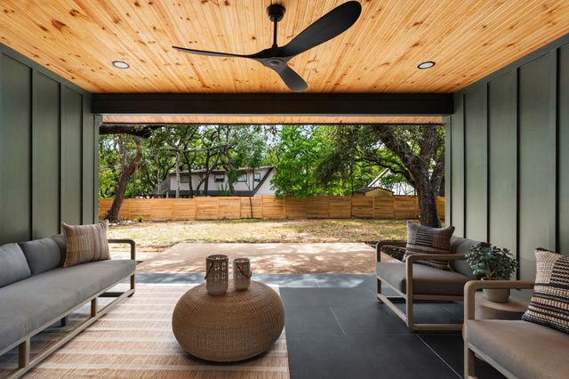 2601 Barkwood DR, Austin, TX 78748