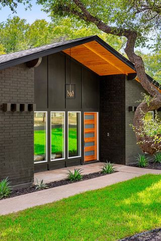 2601 Barkwood DR, Austin, TX 78748