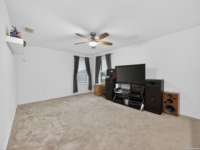 9314 Monsanto, San Antonio, TX 78214