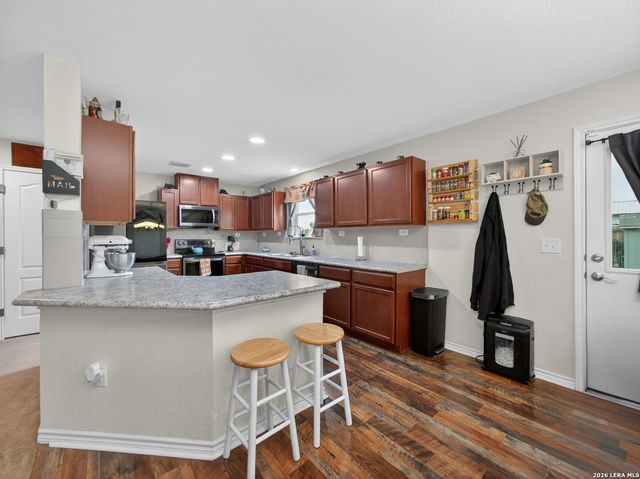 9314 Monsanto, San Antonio, TX 78214