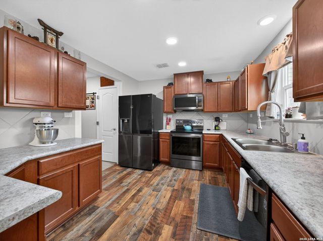 9314 Monsanto, San Antonio, TX 78214