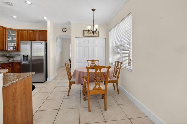 6207 Shadow Tree Lane, Lake Worth, FL 33463