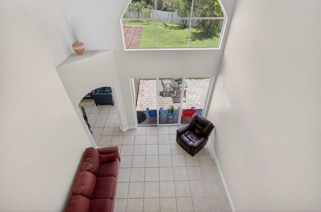 6207 Shadow Tree Lane, Lake Worth, FL 33463