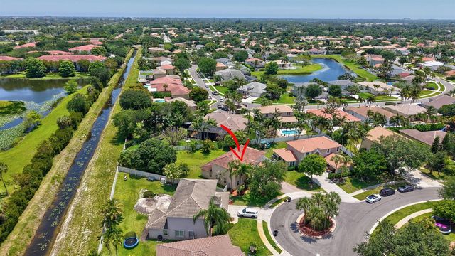 6207 Shadow Tree Lane, Lake Worth, FL 33463