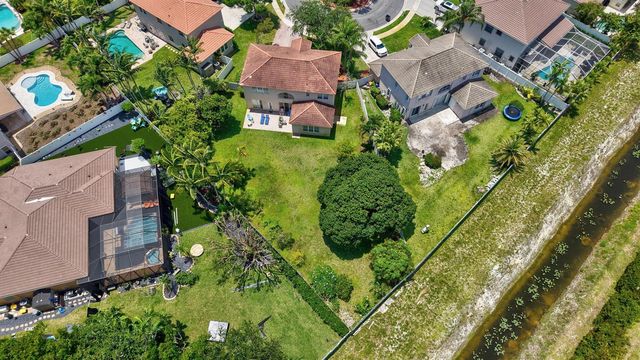 6207 Shadow Tree Lane, Lake Worth, FL 33463