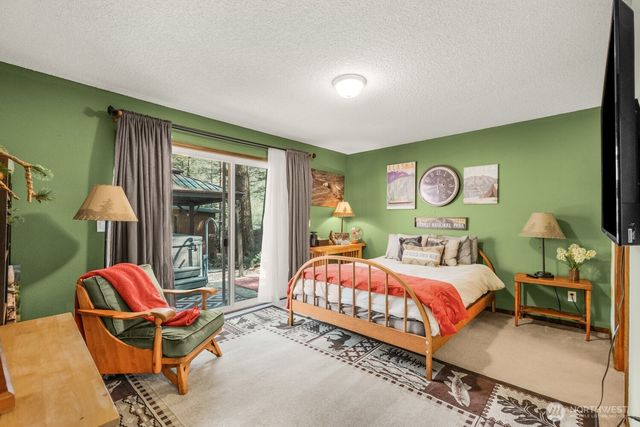 17361 Washougal River Road, Washougal, WA 98671