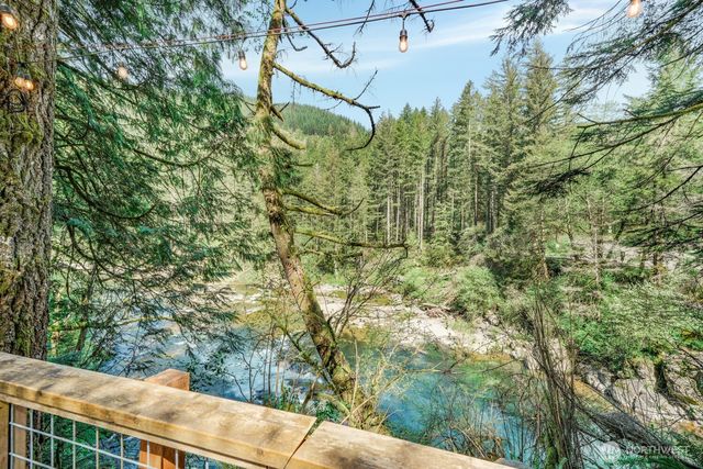 17361 Washougal River Road, Washougal, WA 98671