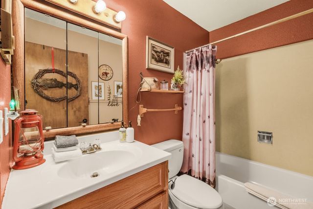 17361 Washougal River Road, Washougal, WA 98671