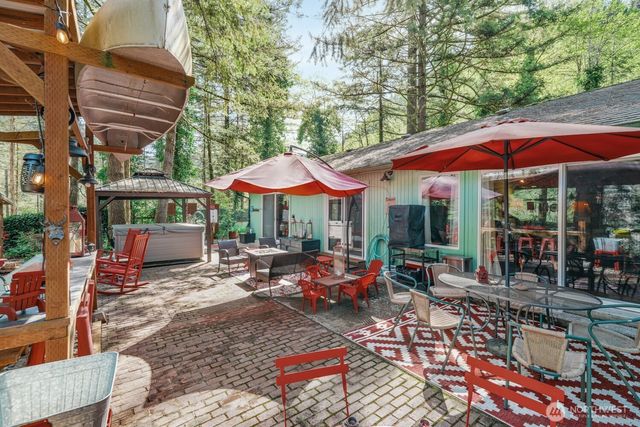 17361 Washougal River Road, Washougal, WA 98671