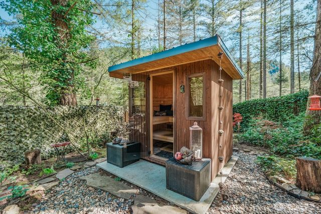 17361 Washougal River Road, Washougal, WA 98671