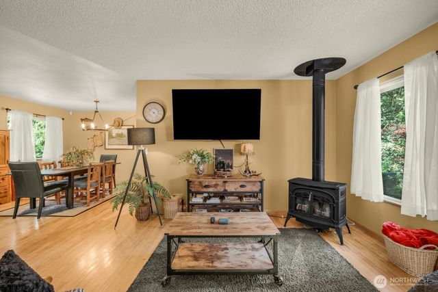 17361 Washougal River Road, Washougal, WA 98671