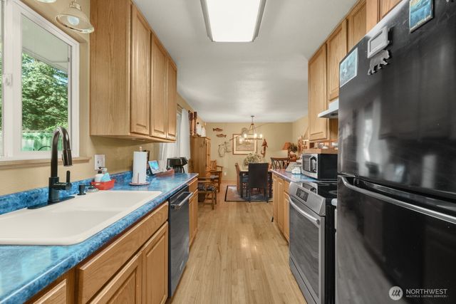 17361 Washougal River Road, Washougal, WA 98671