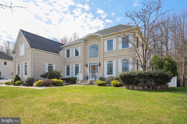 9 STONEGATE DR, Monroe Township, NJ 08831