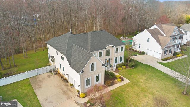 9 STONEGATE DR, Monroe Township, NJ 08831