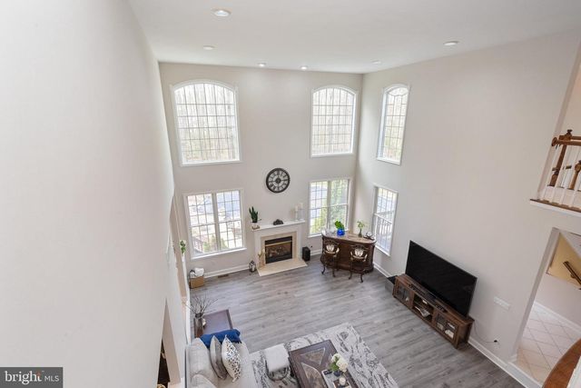 9 STONEGATE DR, Monroe Township, NJ 08831