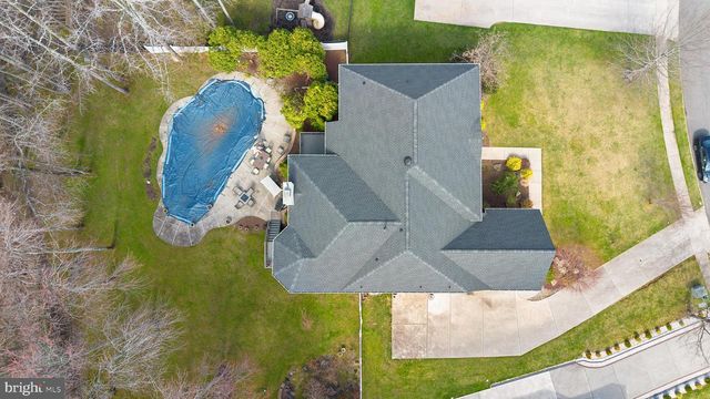 9 STONEGATE DR, Monroe Township, NJ 08831