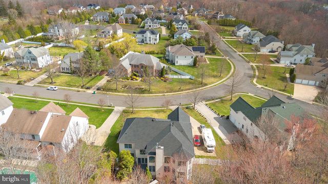 9 STONEGATE DR, Monroe Township, NJ 08831