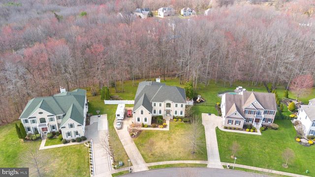 9 STONEGATE DR, Monroe Township, NJ 08831