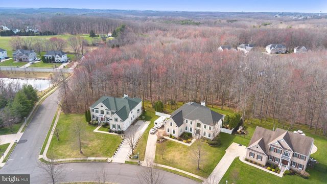 9 STONEGATE DR, Monroe Township, NJ 08831