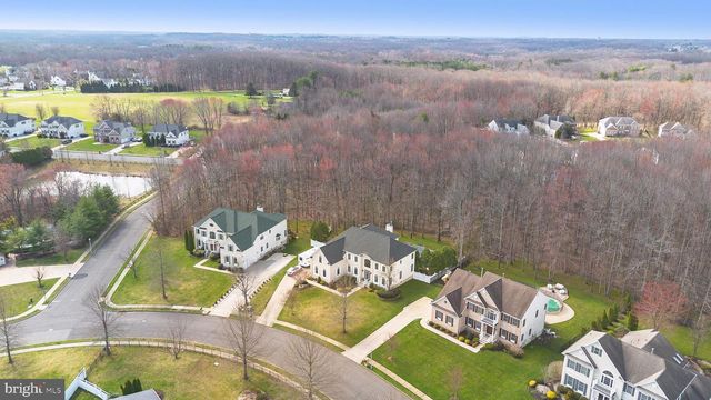9 STONEGATE DR, Monroe Township, NJ 08831