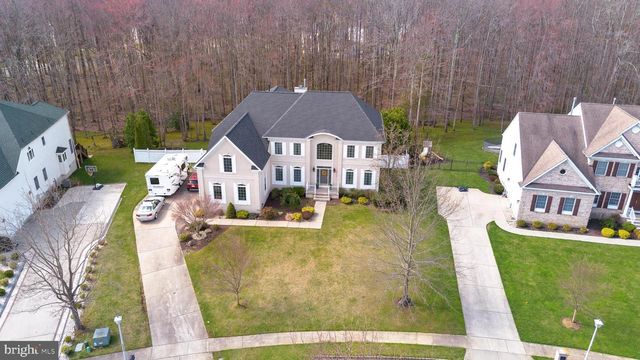 9 STONEGATE DR, Monroe Township, NJ 08831
