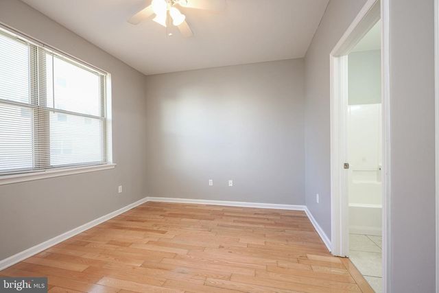 410 N WIOTA ST, Philadelphia, PA 19104