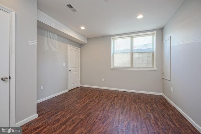 410 N WIOTA ST, Philadelphia, PA 19104