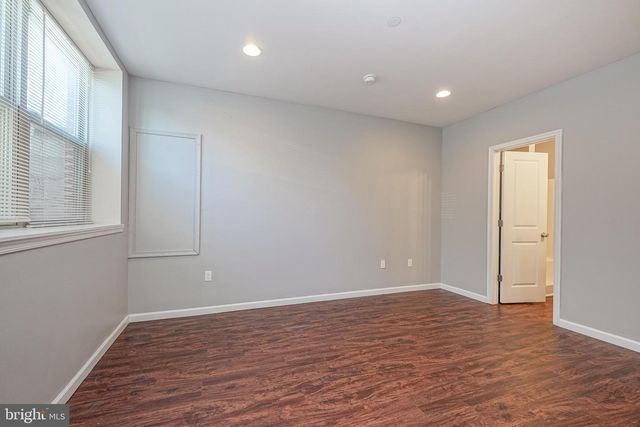 410 N WIOTA ST, Philadelphia, PA 19104