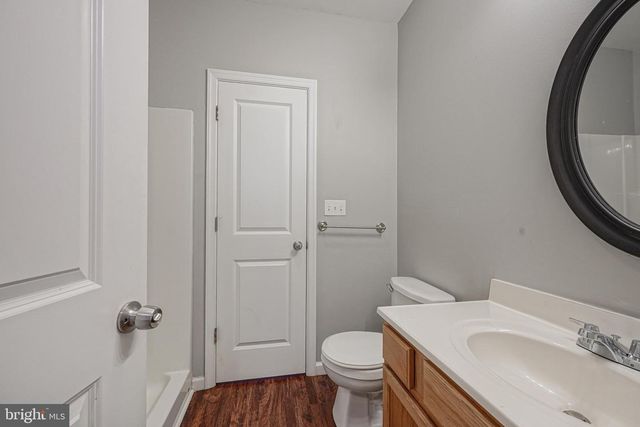410 N WIOTA ST, Philadelphia, PA 19104