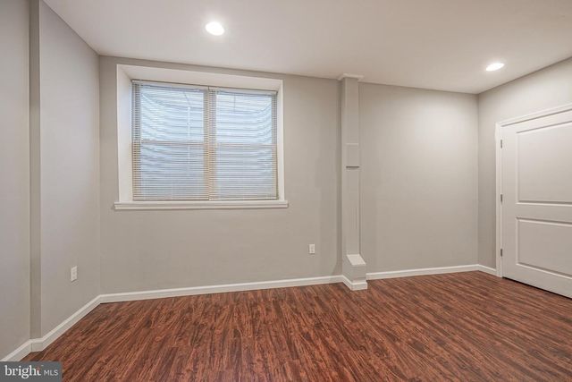 410 N WIOTA ST, Philadelphia, PA 19104