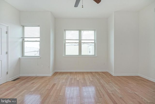 410 N WIOTA ST, Philadelphia, PA 19104