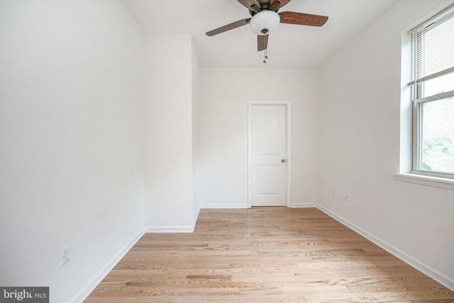 410 N WIOTA ST, Philadelphia, PA 19104