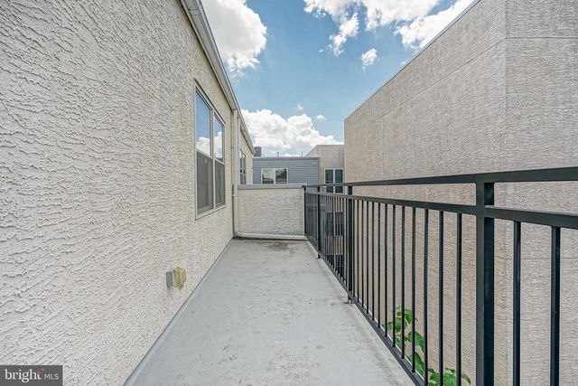 410 N WIOTA ST, Philadelphia, PA 19104
