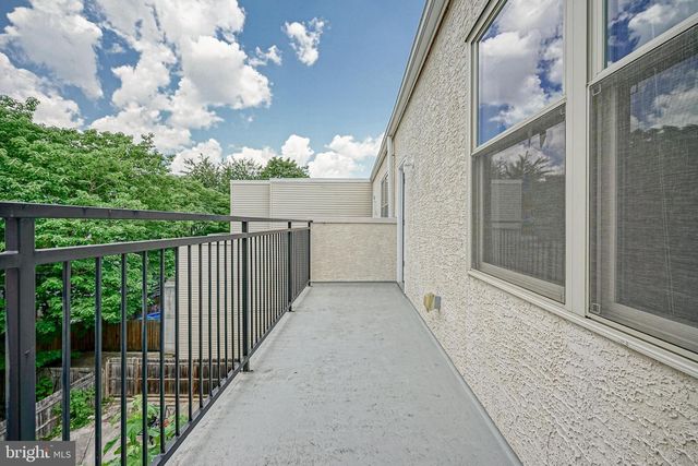 410 N WIOTA ST, Philadelphia, PA 19104